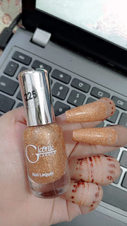 CR Gliter nail paint